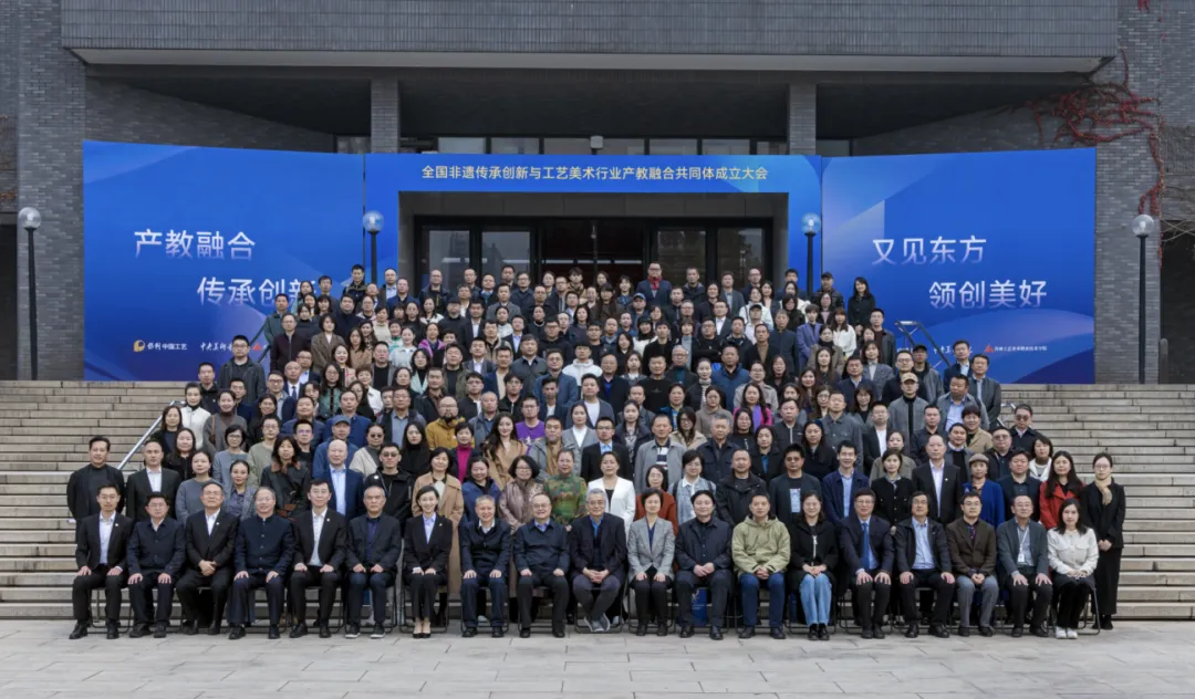 ee22c0329b624f4594d7f8cb31b30072