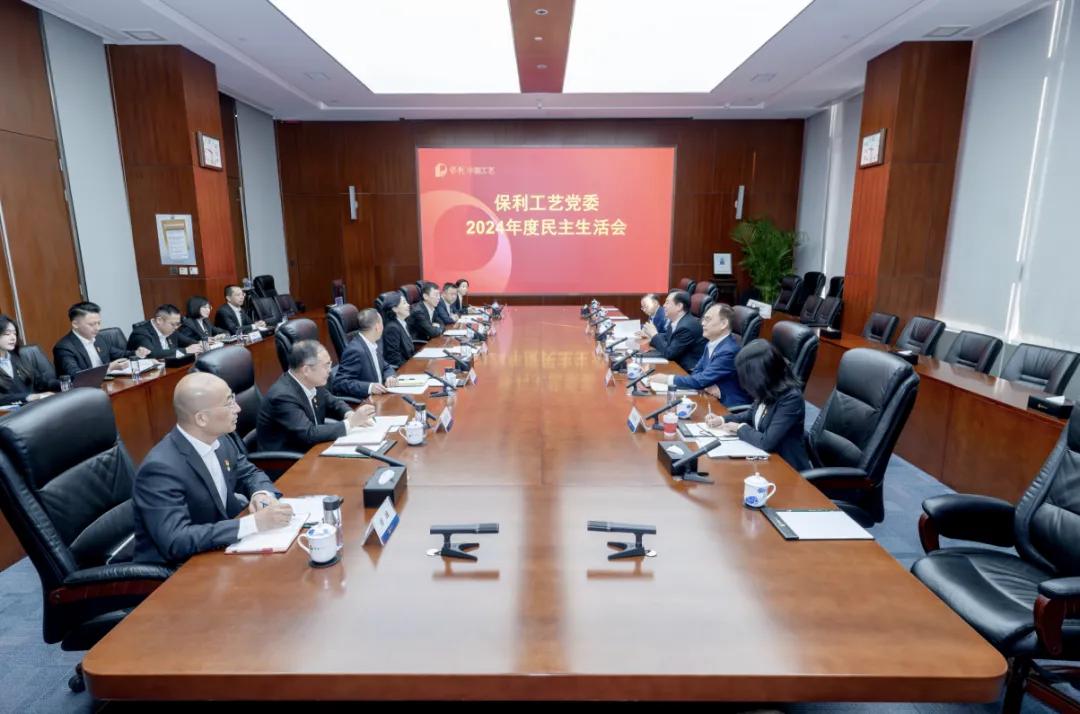 39f33a8475364b149d7ec43c537472dc