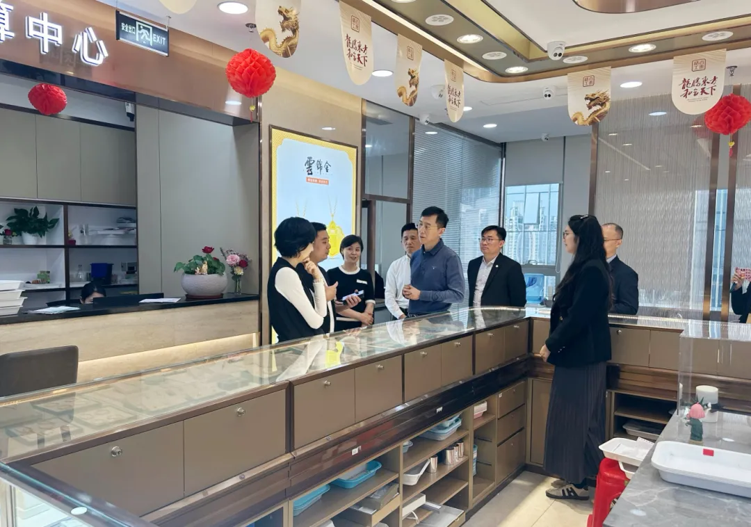 f678538f22b147d6a2f8b89d65a61867